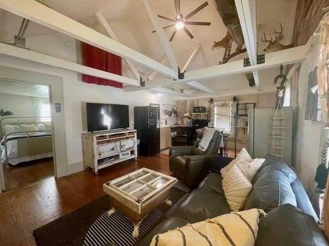 302 E Shoemaker St - Photo 4 of 21