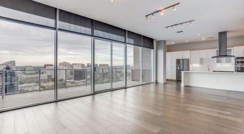 2728 Cedar Springs Rd #1801 - Photo 3 of 26