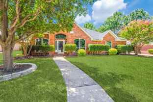 609 Indian Creek Dr - Photo 1 of 1