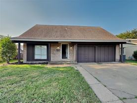 1514 Regina Ct S - Photo 1 of 1