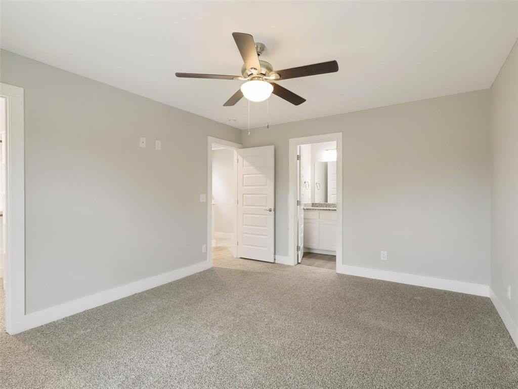 722 West Walker Street - Photo 7 of 13