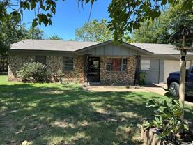 1600 Se 23rd Ave - Photo 1 of 1