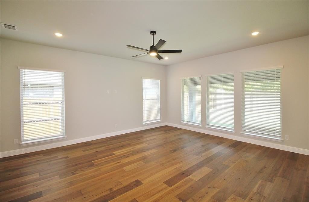 1806 Dolce Lane - Photo 3 of 34