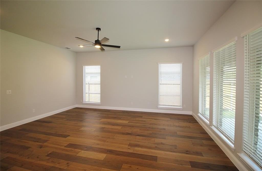 1806 Dolce Lane - Photo 4 of 34