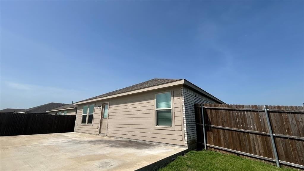 331 Buckeye Ave - Photo 3 of 22