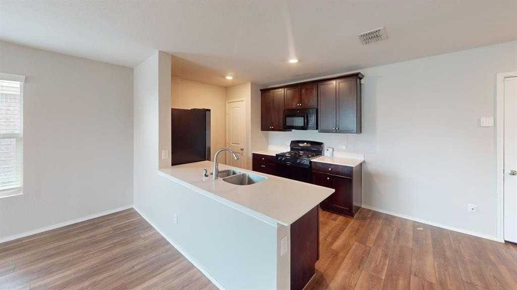 331 Buckeye Ave - Photo 5 of 22