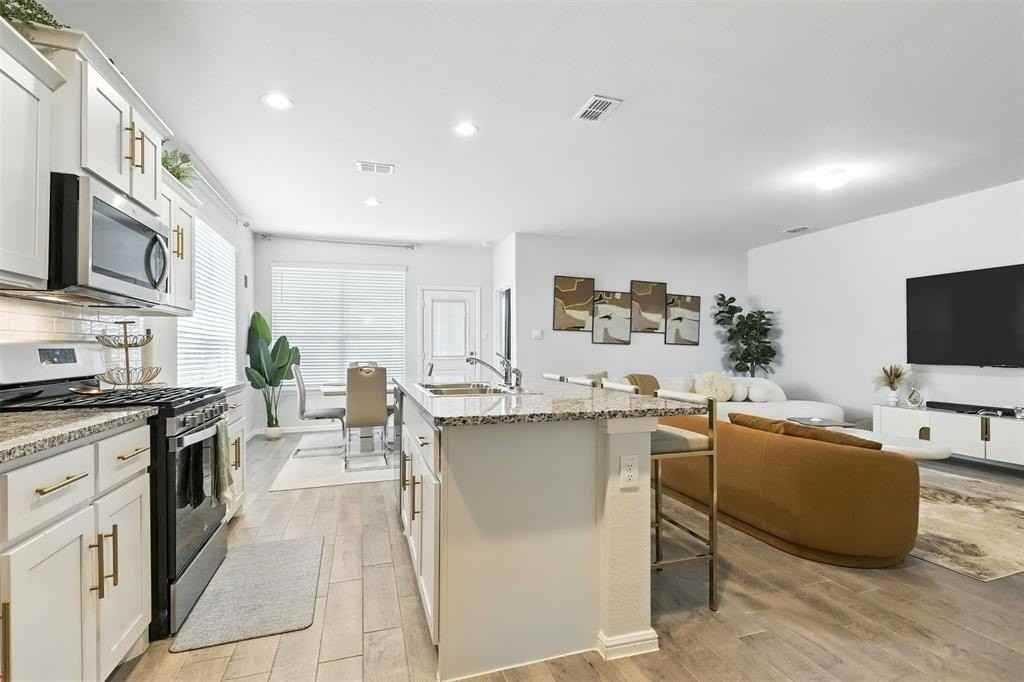 8577 Big Apple Dr - Photo 6 of 27