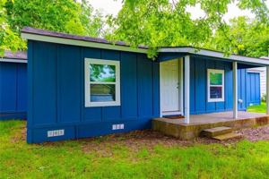 featured image of 209 Pecan St