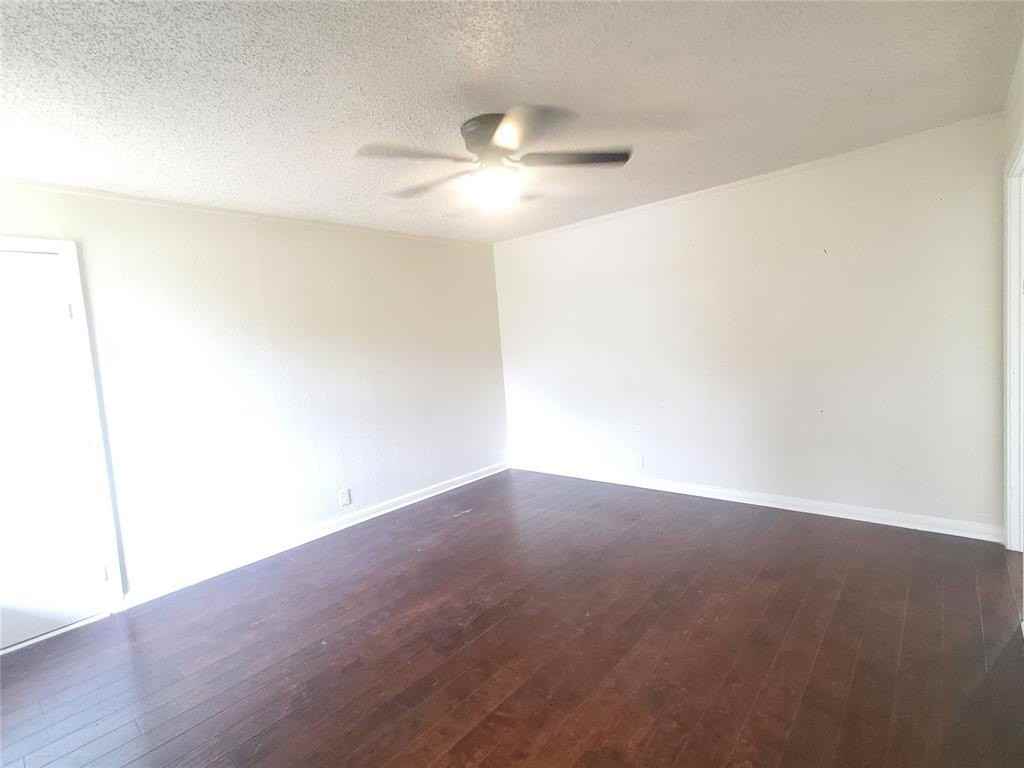 1232 Cameron St - Photo 4 of 5