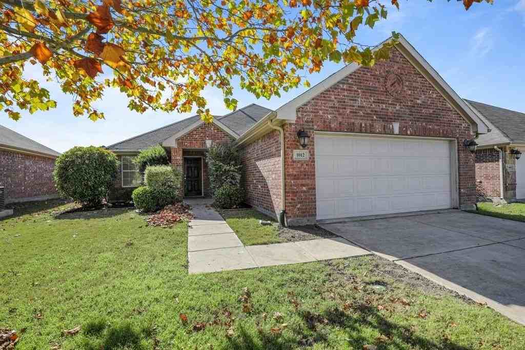 1012 Villa Paloma Blvd - Photo 2 of 21