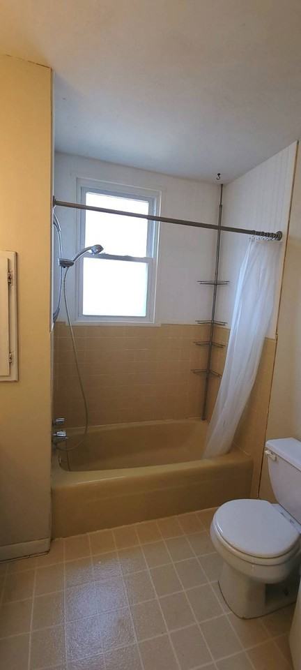 1029 10th St - Photo 7 of 14