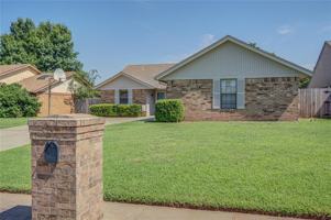 featured image of 2109 Shamrock Dr