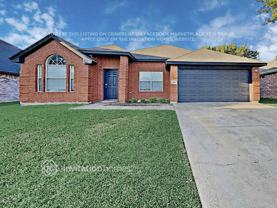 210 Creek Point Ln - Photo 1 of 1