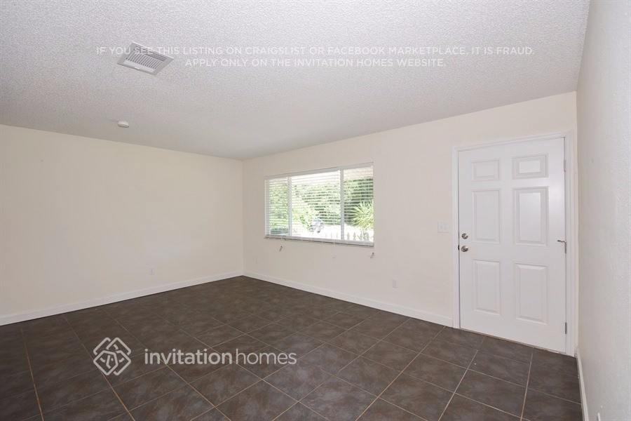 1640 Paragon Rd Se - Photo 3 of 15