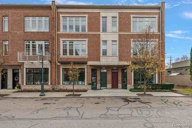 2004 Hazel St - Photo 3 of 50