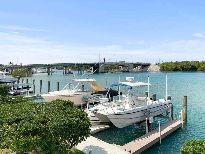 275 Beach Rd #B202 - Photo 6 of 37