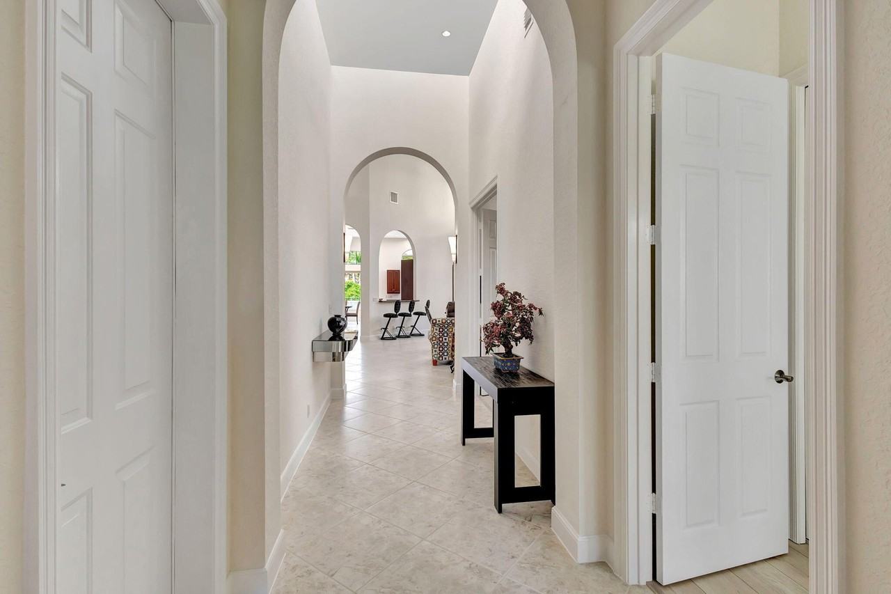 3553 Collonade Drive - Photo 6 of 50