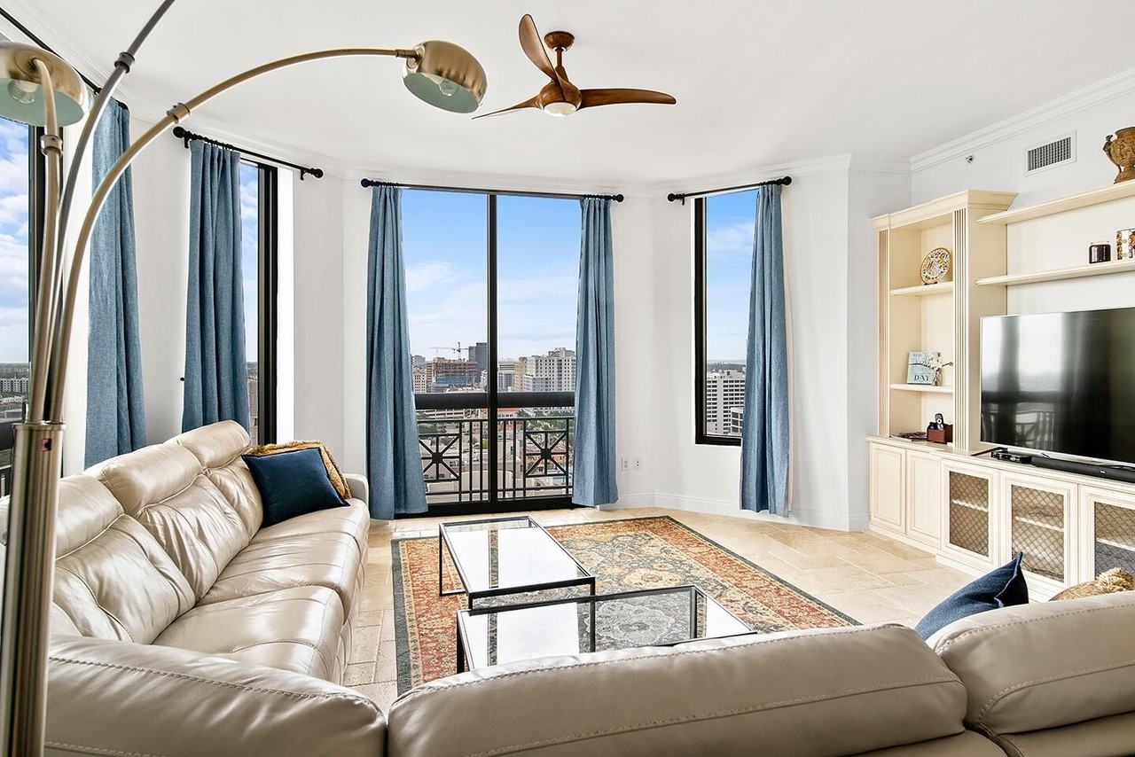 701 S Olive Ave #1424 - Photo 4 of 43