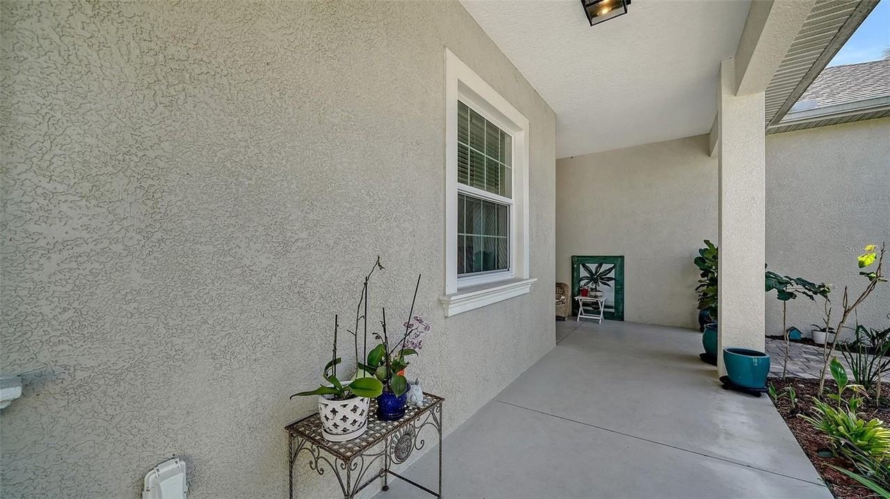 1111 Mallorca Dr - Photo 7 of 50