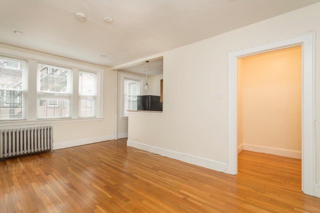 138 Highland Ave #6 - Photo 4 of 5