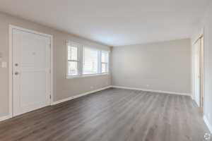 featured image of 8524 W Gregory St #4