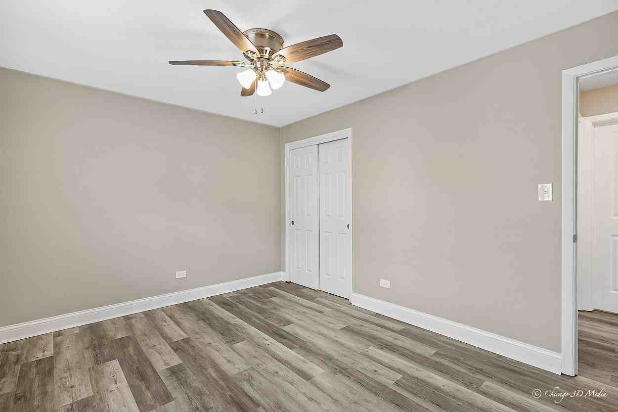 7005 W Gunnison St #2 - Photo 3 of 4