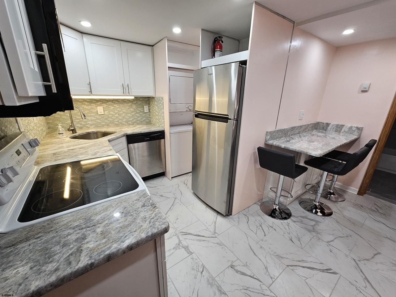 9 S Laclede Pl - Photo 7 of 21