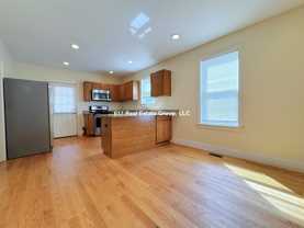 35 Pratt St #1 - Photo 1 of 1