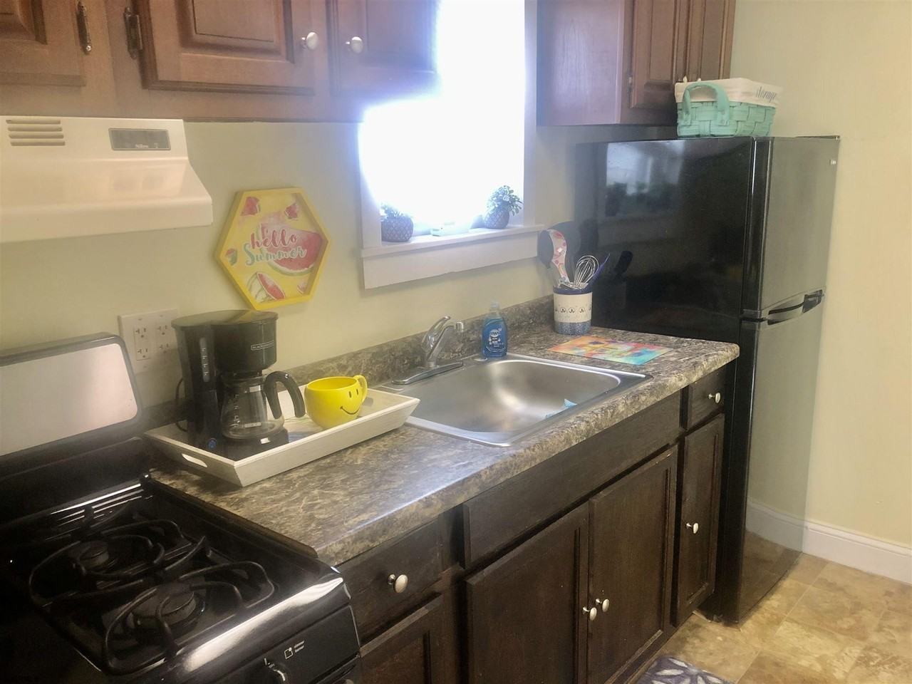 104 Cambridge Avenue - Photo 7 of 16