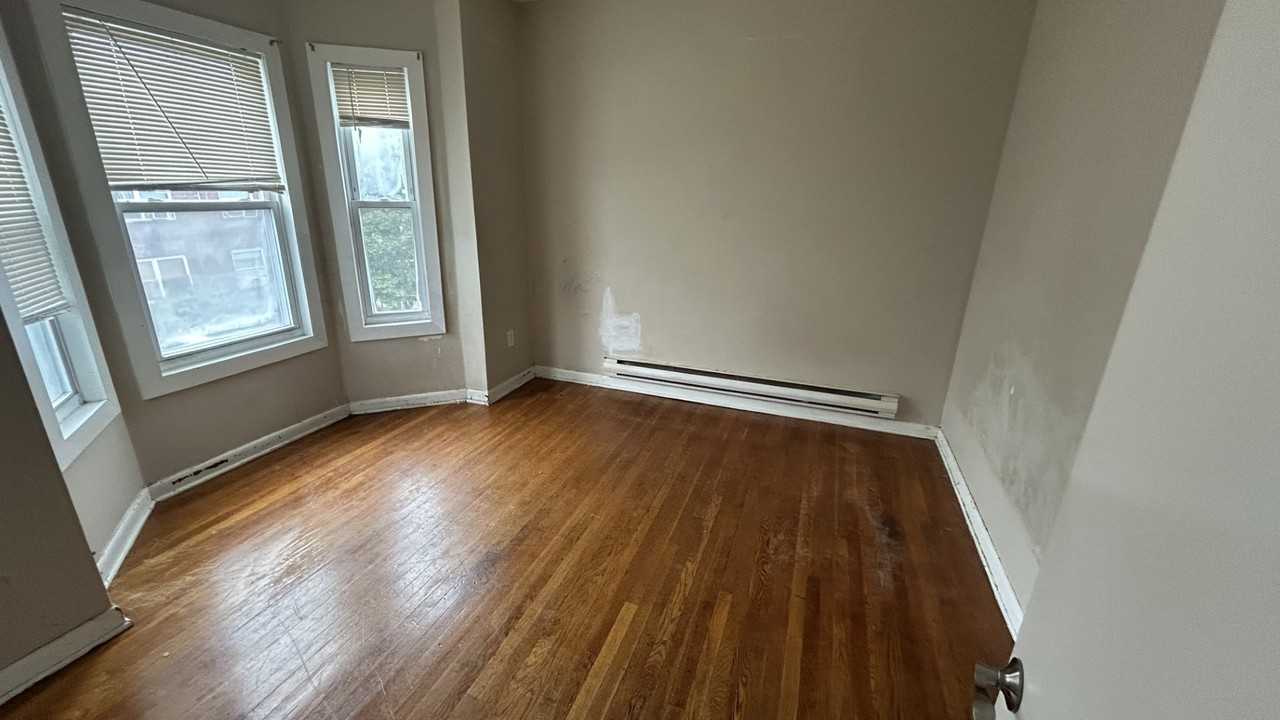 121 George St #2 - Photo 2 of 6