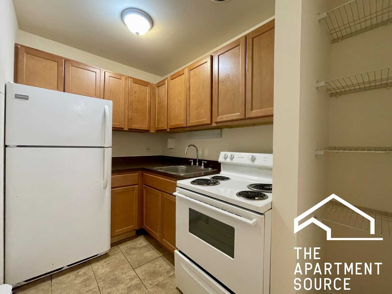 6006 N Kenmore Ave #306