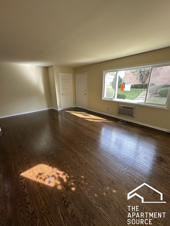 738 Concord Ln #814 - Photo 3 of 16