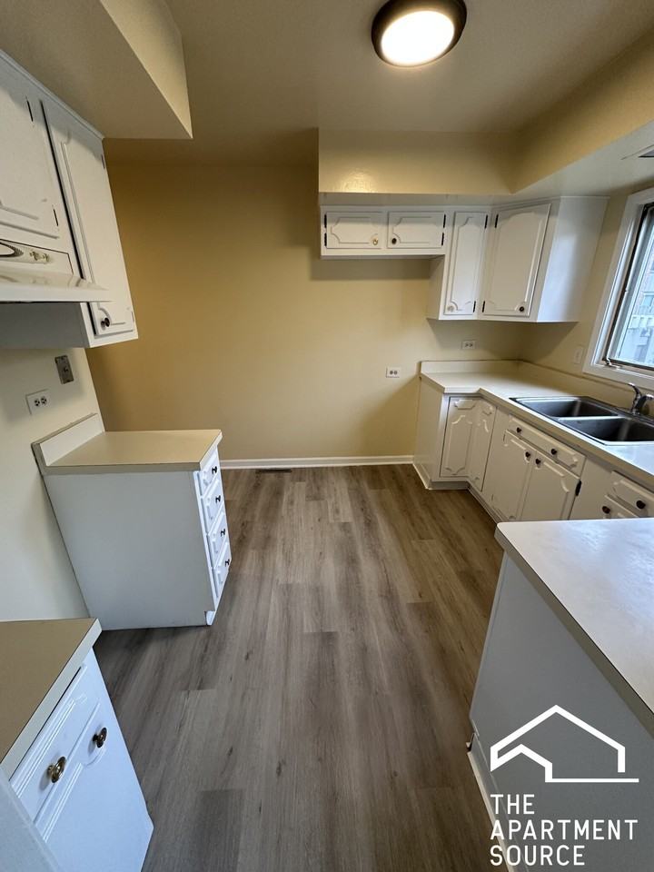 738 Concord Ln #814 - Photo 2 of 16