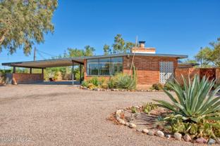 1230 W Maximilian Way - Photo 1 of 1