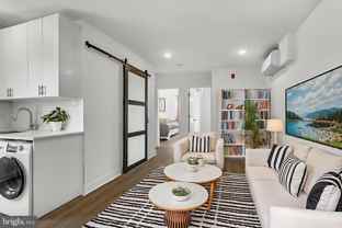 2046 E Huntingdon St #3F - Photo 1 of 1