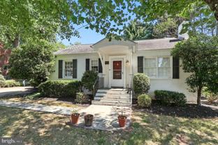 9121 Battle St - Photo 1 of 1
