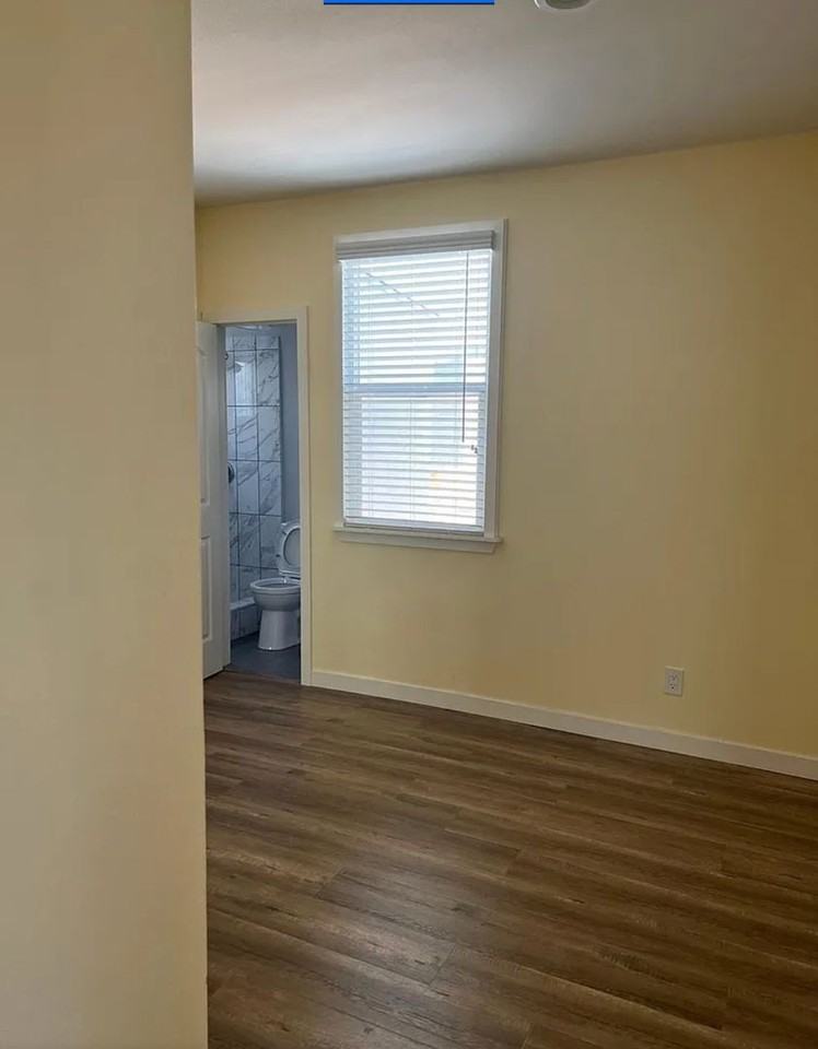 631 Indiana Ave - Photo 7 of 18