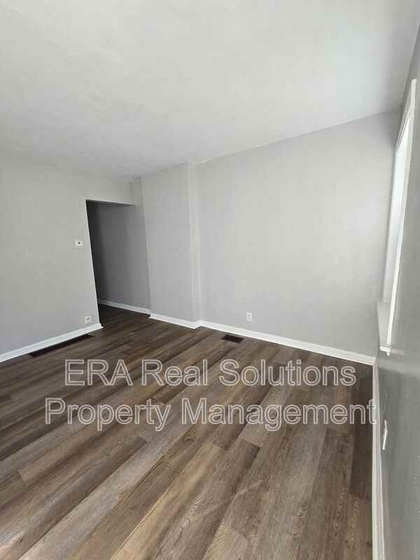 1732 E Whittier St - Photo 3 of 14