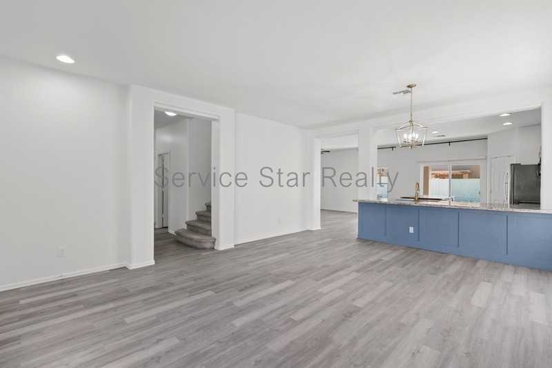 5119 W Apollo Rd - Photo 3 of 31