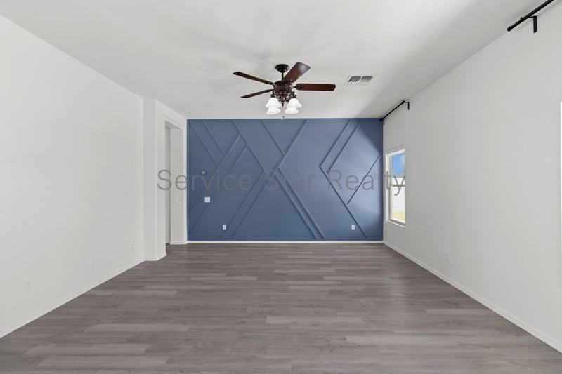 5119 W Apollo Rd - Photo 2 of 31