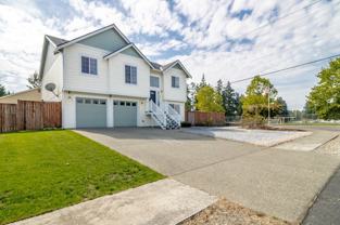 7804 207th St E - Photo 1 of 1