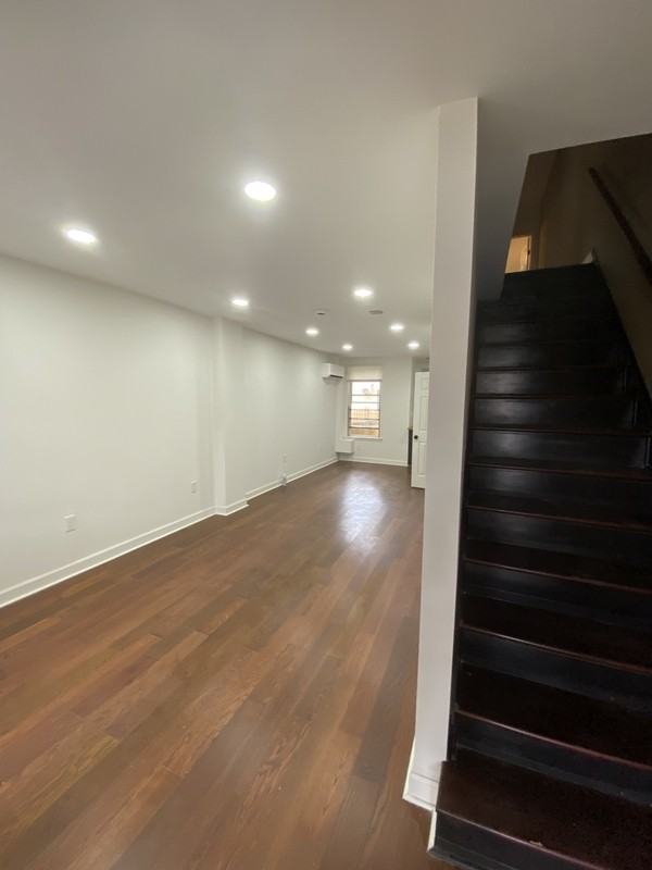 423 N Highland Ave - Photo 4 of 33