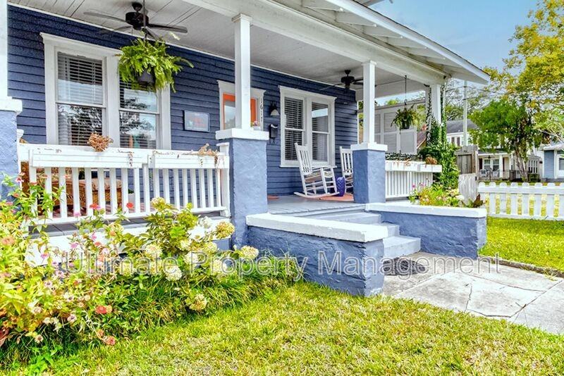 1617 Orange St - Photo 3 of 31