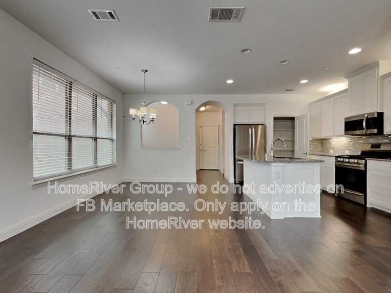 3020 Gaylord Dr - Photo 5 of 28