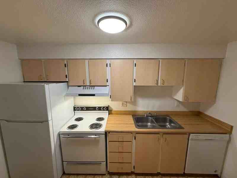 4788 Skyline Rd S #14 - Photo 7 of 46