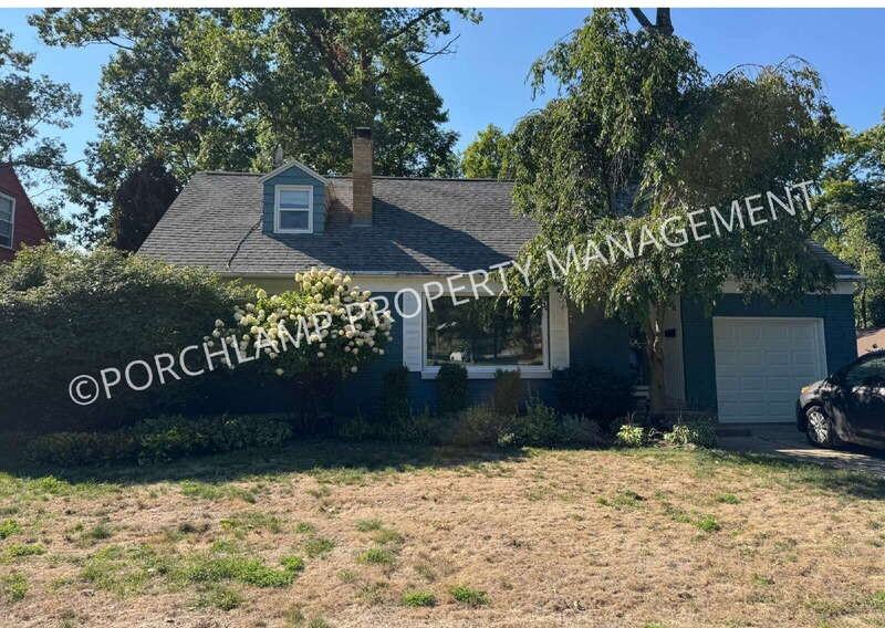 2621 Coit Avenue Northeast