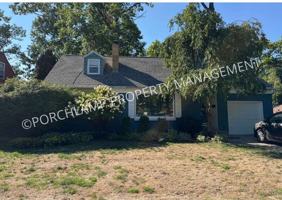 featured image of 2621 Coit Ave Ne