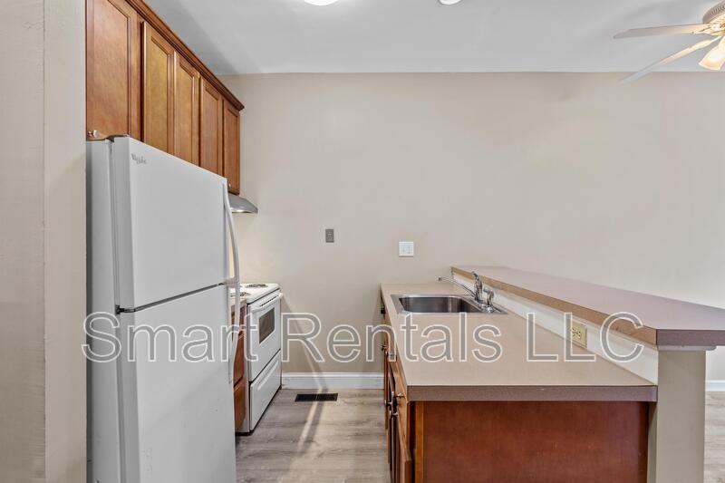 3831 Mcree Ave - Photo 6 of 23