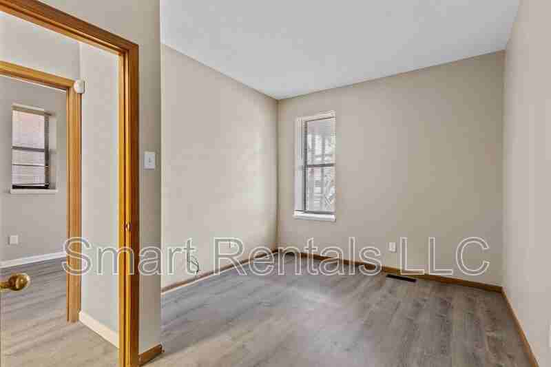 3831 Mcree Ave - Photo 7 of 23
