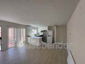4215 45th St #6 - Photo 1 of 1